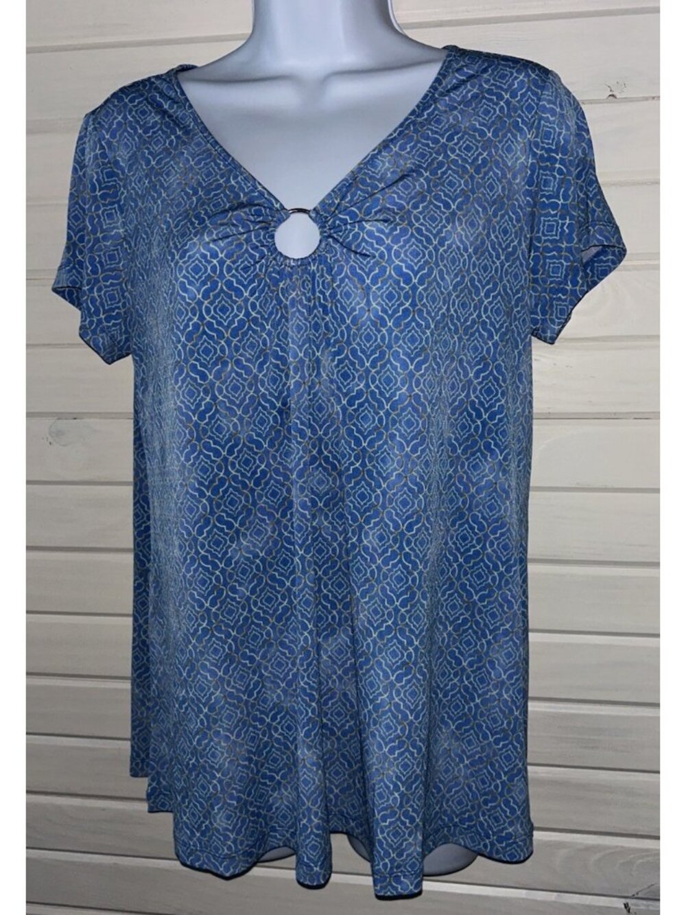 SUSAN GRAVER Sz PETITES SMALL Blue Liquid Knit Top Printed Keyhole Neck EUC